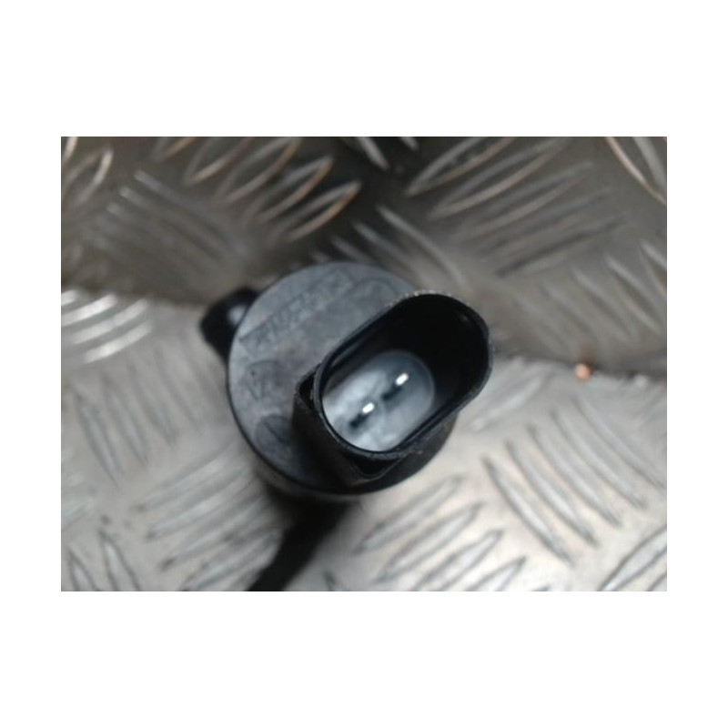 Pompe lave glace avant TOYOTA YARIS 2 PHASE 2 d’occasion