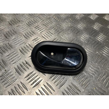 Poignee interieur avant droit DACIA DUSTER 1 PHASE 2 d’occasion