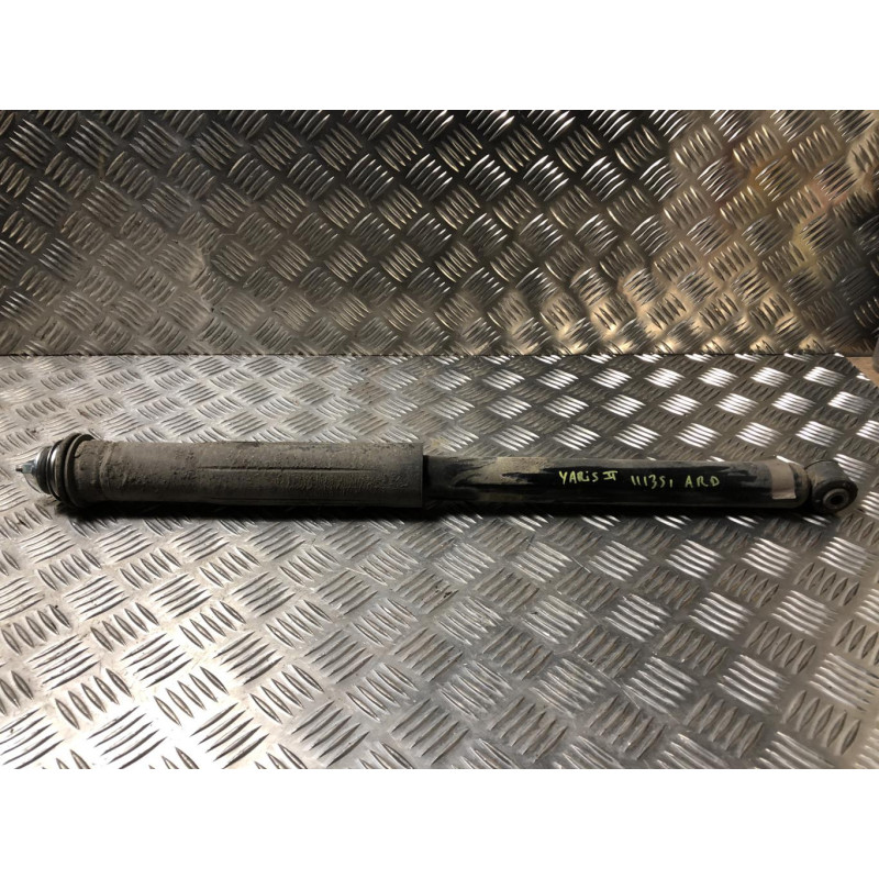 Amortisseur arriere droit TOYOTA YARIS 2 PHASE 1 d’occasion