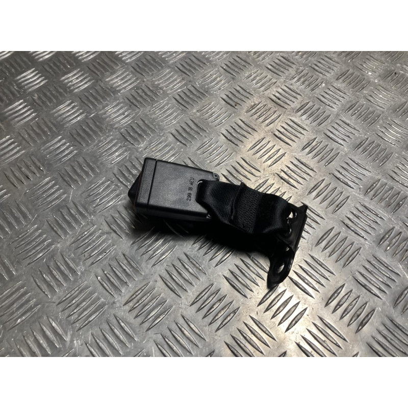 Attache ceinture arriere droit PEUGEOT 208 1 PHASE 2 d’occasion