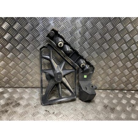 Support de pare chocs arriere RENAULT SCENIC 3 PHASE 3 d’occasion