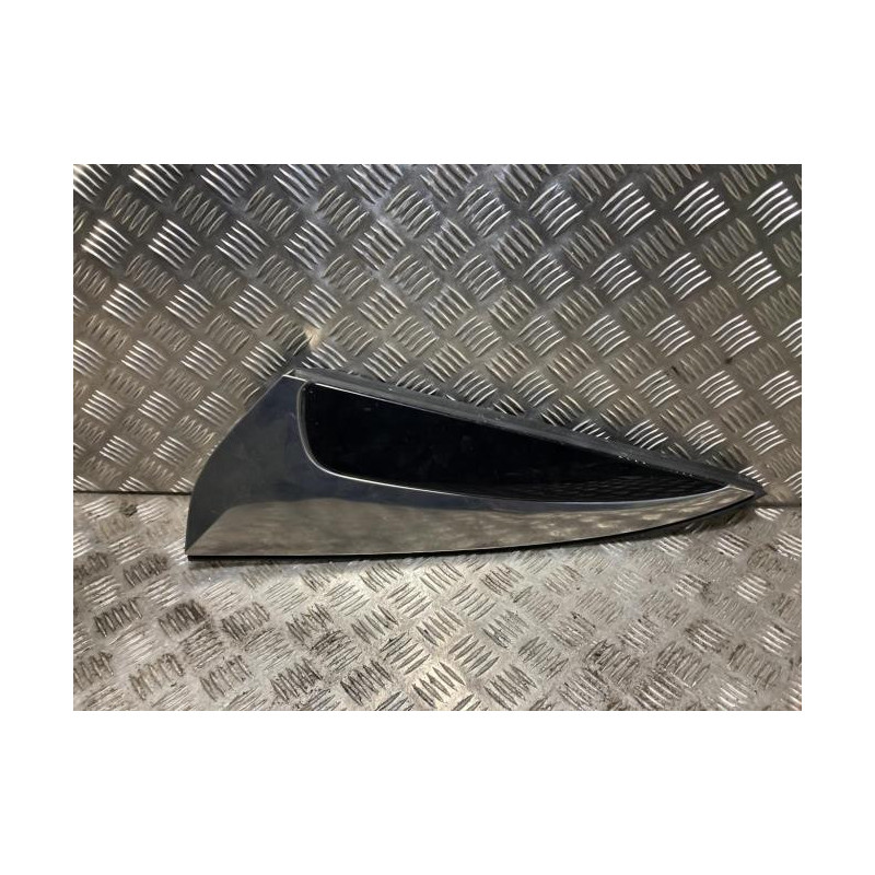 Baguette d'aile arrière gauche CITROEN C4 PICASSO 2 PHASE 1 d’occasion