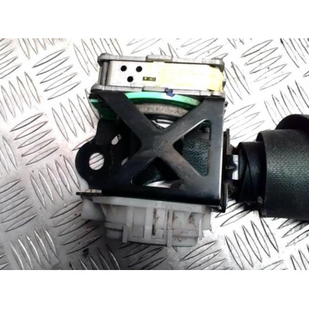 Ceinture avant gauche TOYOTA YARIS 2 PHASE 1 d’occasion