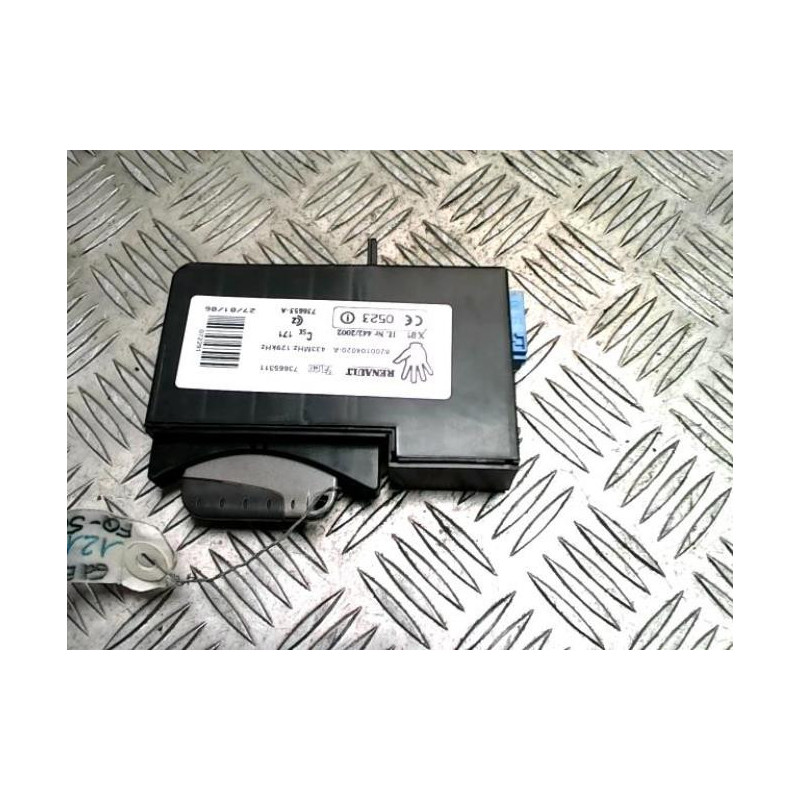 Lecteur de carte (neiman) RENAULT GRAND ESPACE 4 PHASE 1 d’occasion