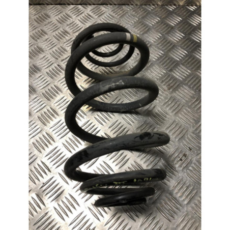Ressort de suspension arriere RENAULT TRAFIC 3 COURT PHASE 2 d’occasion