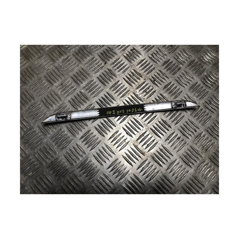 Baguette de coffre PEUGEOT 208 1 PHASE 2 d’occasion