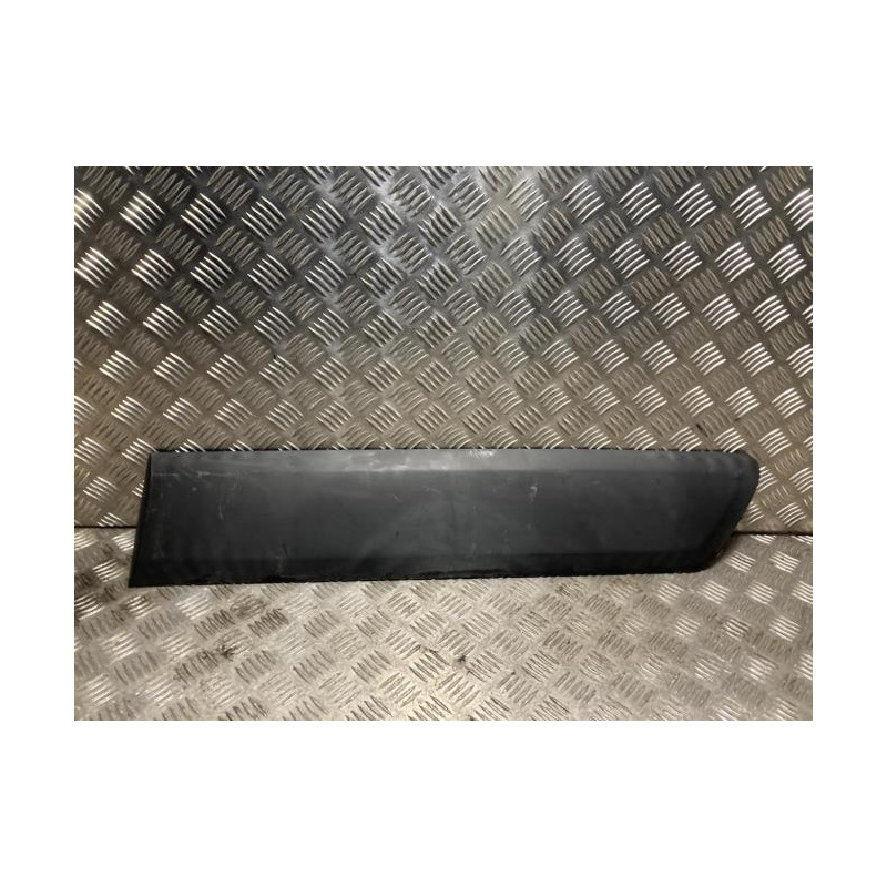 Baguette de porte arriere gauche  PEUGEOT PARTNER 2 PHASE 1 d’occasion