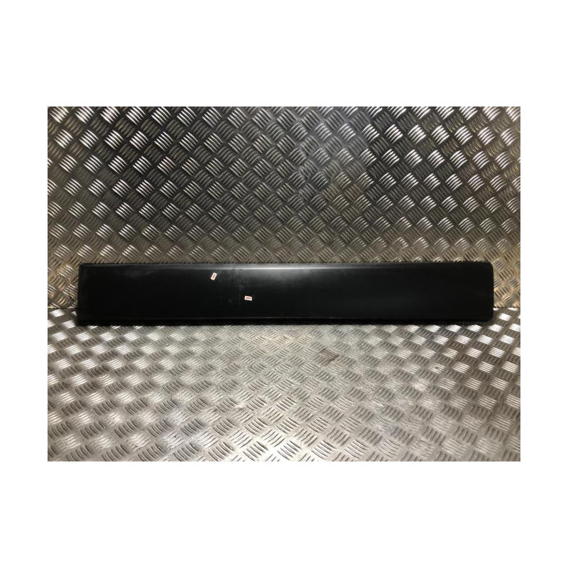 Baguette de porte arriere gauche  RENAULT TRAFIC 3 COURT PHASE 2 d’occasion