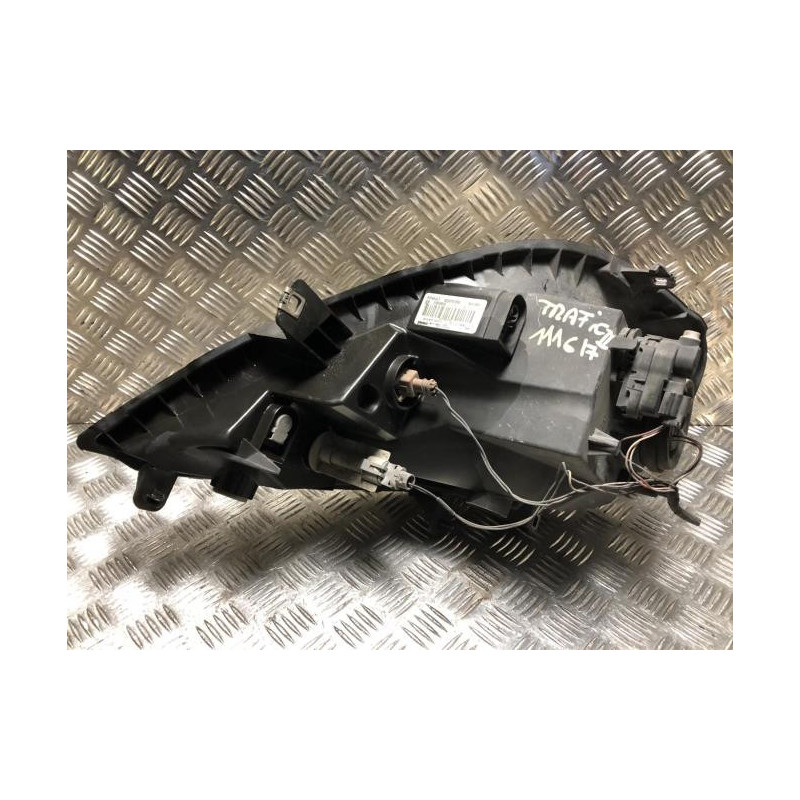 Optique avant principal droit (feux)(phare) RENAULT TRAFIC 2 PHASE 2 d’occasion