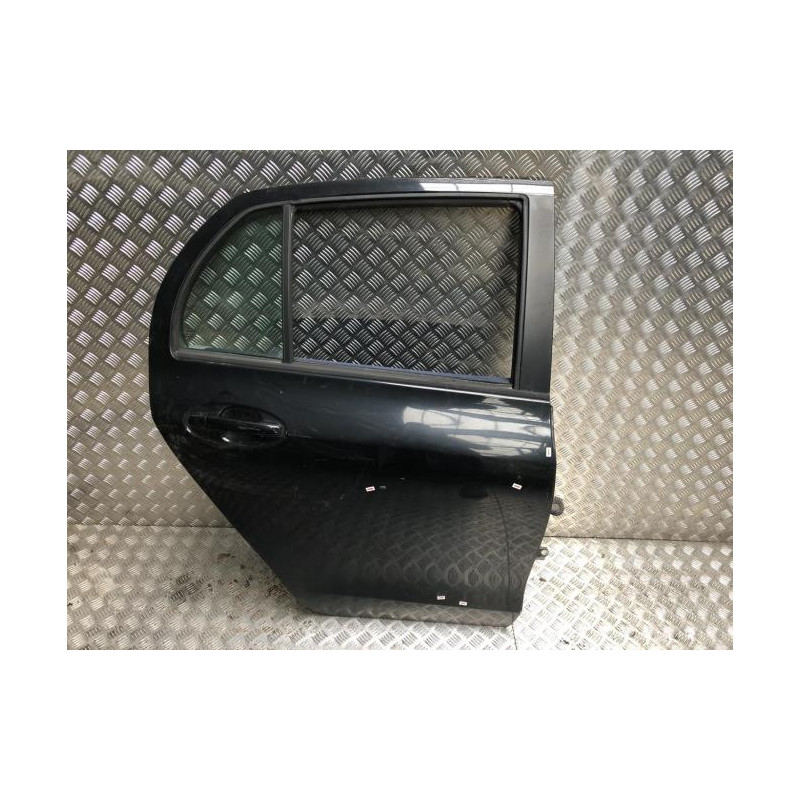 Porte arriere droit TOYOTA YARIS 2 PHASE 1 d’occasion