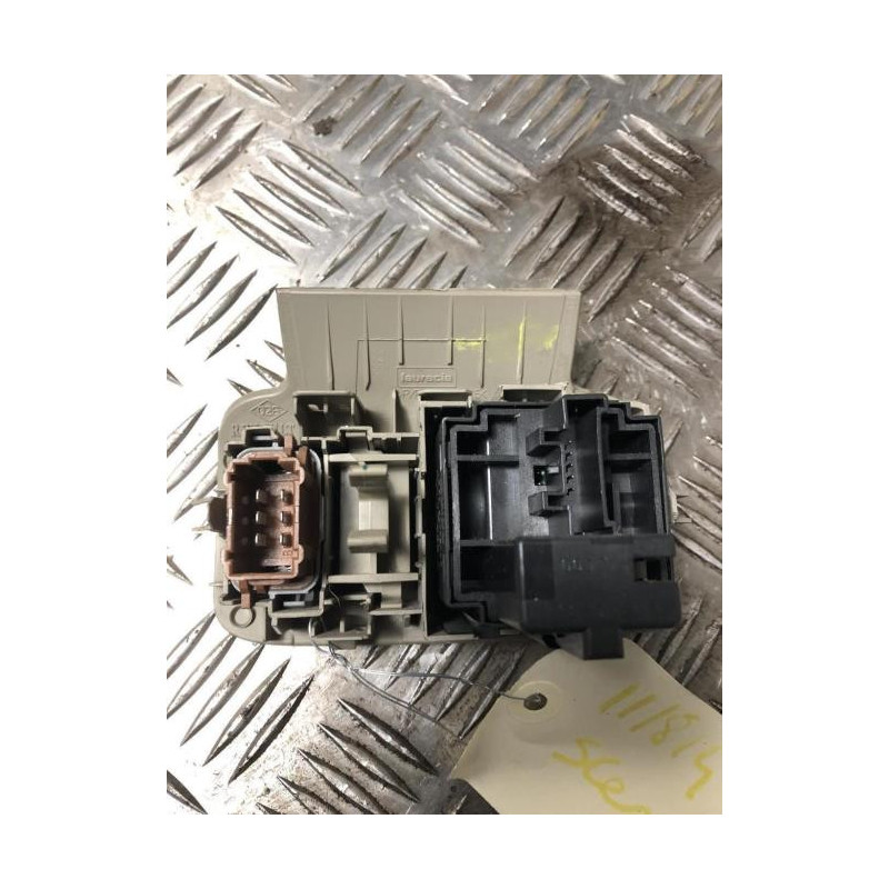 Commande de reglage hauteur de phare RENAULT GRAND SCENIC 2 PHASE 2 d’occasion