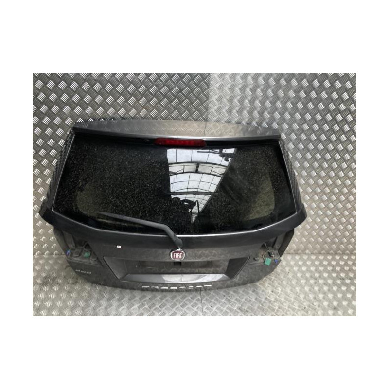 Malle/Hayon arriere FIAT FREEMONT d’occasion