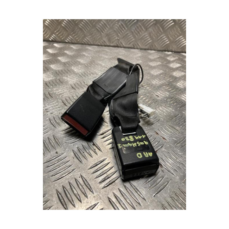 Attache ceinture arriere droit NISSAN QASHQAI 1 PHASE 2 d’occasion