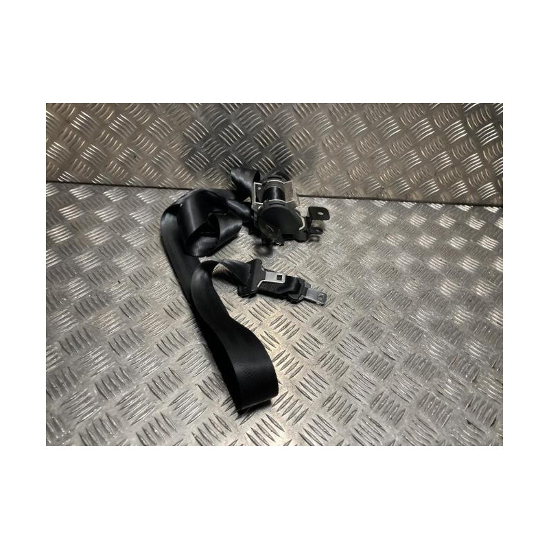 Ceinture arriere centrale NISSAN QASHQAI 1 PHASE 2 d’occasion