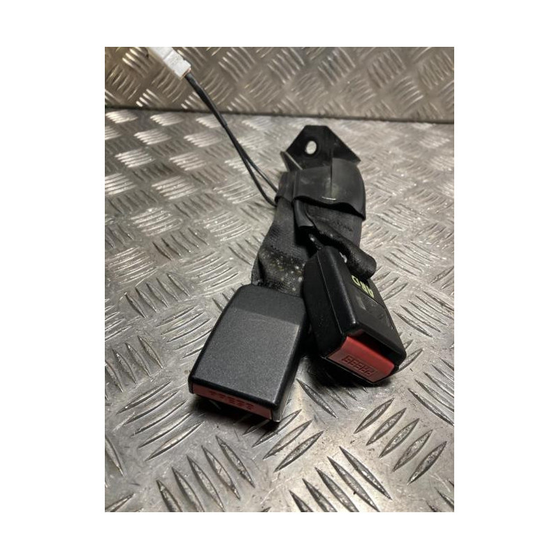 Attache ceinture arriere centrale NISSAN QASHQAI 1 PHASE 2 d’occasion
