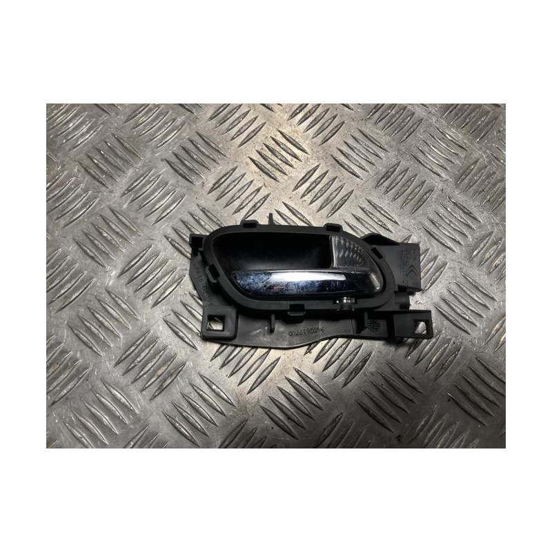 Poignee interieur avant droit PEUGEOT 407 COUPE d’occasion