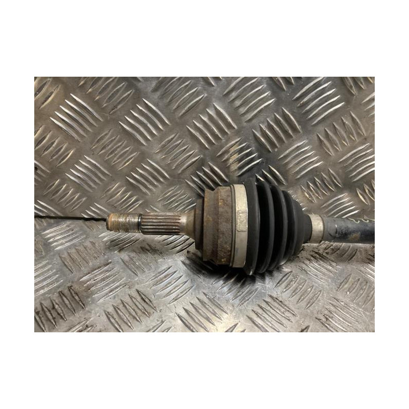 Cardan gauche (transmission) PEUGEOT 208 1 PHASE 1 d’occasion