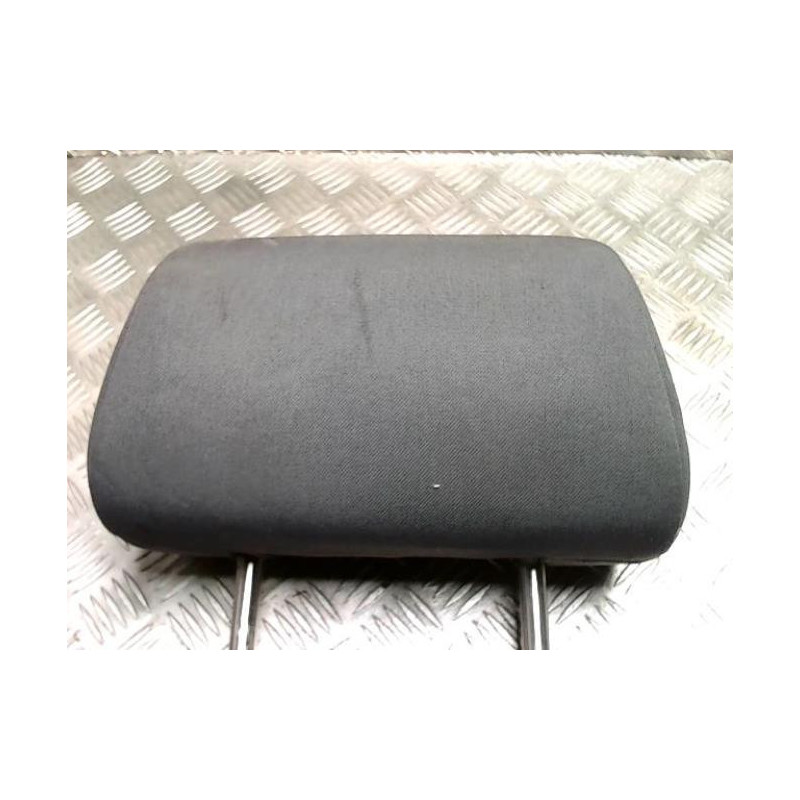 Appui tete avant VOLKSWAGEN POLO 4 PHASE 1 d’occasion