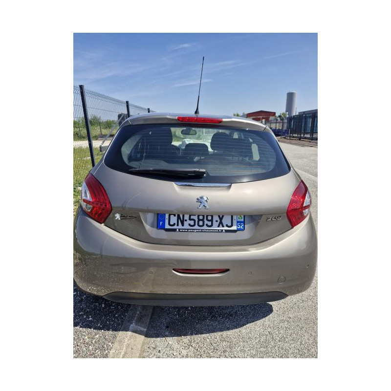Bras essuie glace avant gauche PEUGEOT 208 1 PHASE 1 d’occasion