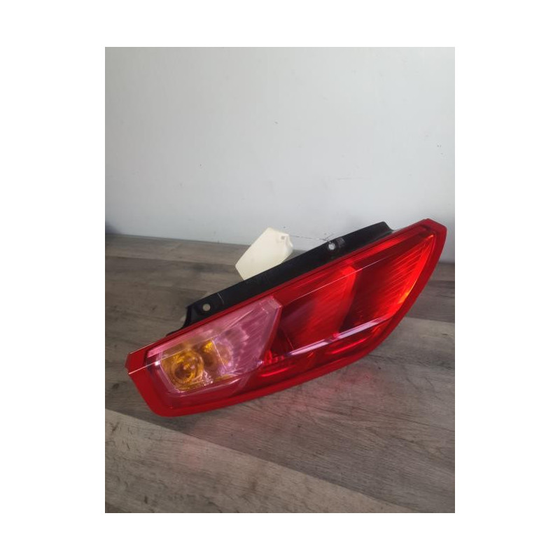 Feu arriere principal gauche (feux) FIAT GRANDE PUNTO d’occasion