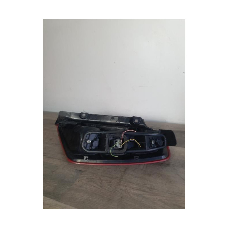 Feu arriere principal gauche (feux) FIAT GRANDE PUNTO d’occasion