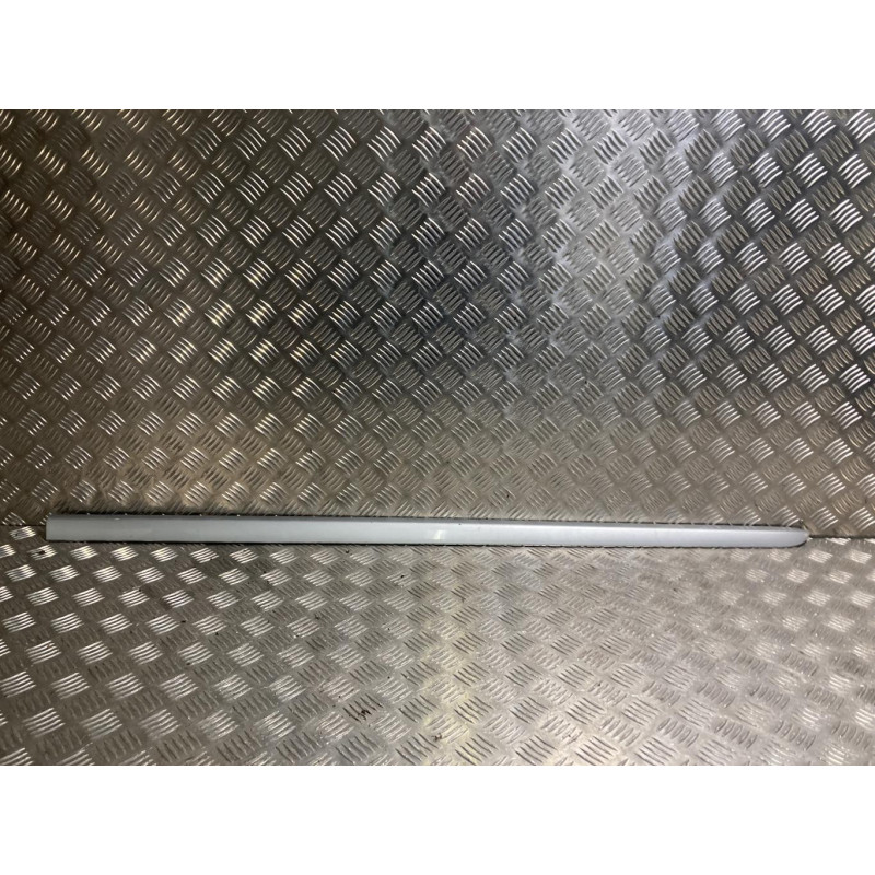 Baguette de porte avant droite PEUGEOT 407 COUPE d’occasion