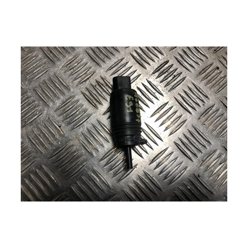 Pompe lave glace avant BMW SERIE 3 E91 TOURING PHASE 1 BREAK d’occasion