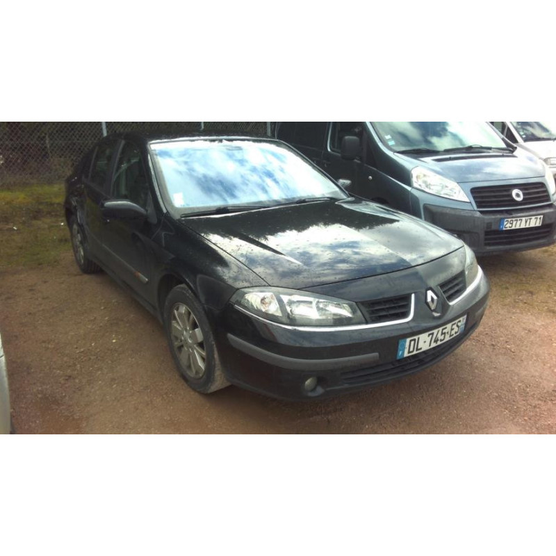 Feu arriere principal gauche (feux) RENAULT LAGUNA 2 PHASE 2 d’occasion