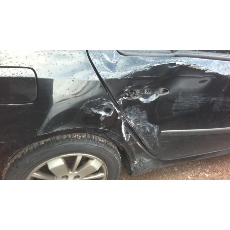 Feu arriere principal gauche (feux) RENAULT LAGUNA 2 PHASE 2 d’occasion