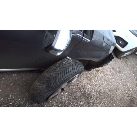 Feu arriere secondaire droit (feux) PEUGEOT 2008 1 PHASE 1 d’occasion