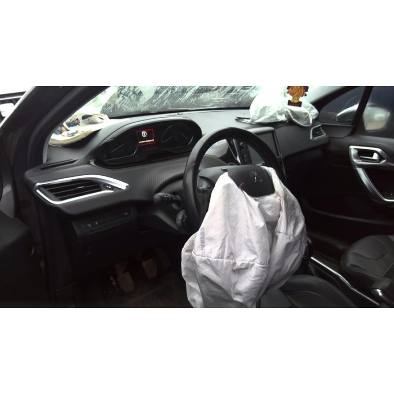 Feu arriere secondaire droit (feux) PEUGEOT 2008 1 PHASE 1 d’occasion