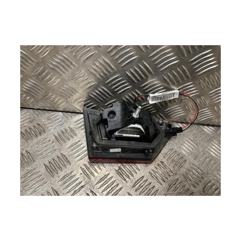 Feu arriere secondaire droit (feux) RENAULT CLIO 4 PHASE 2 d’occasion