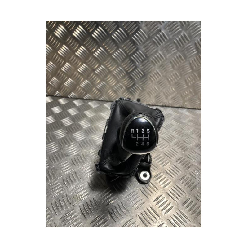 Levier de vitesses FORD FOCUS 3 PHASE 1 d’occasion