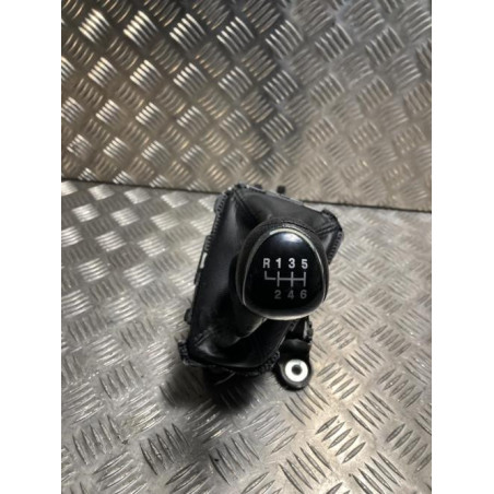 Levier de vitesses FORD FOCUS 3 PHASE 1 d’occasion