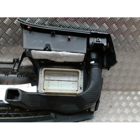 Tableau de bord TOYOTA YARIS 2 PHASE 1 d’occasion