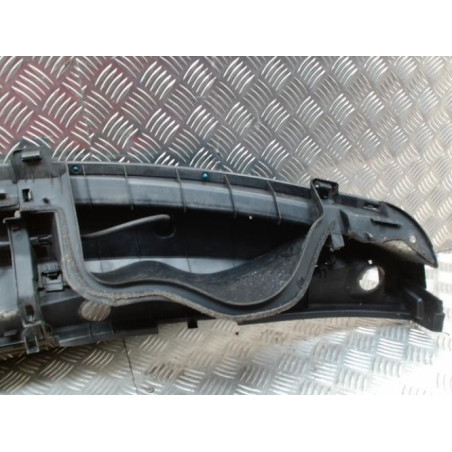 Baie de pare brise TOYOTA YARIS 2 PHASE 2 d’occasion
