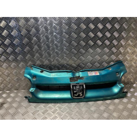 Calandre PEUGEOT PARTNER 1 PHASE 1 d’occasion