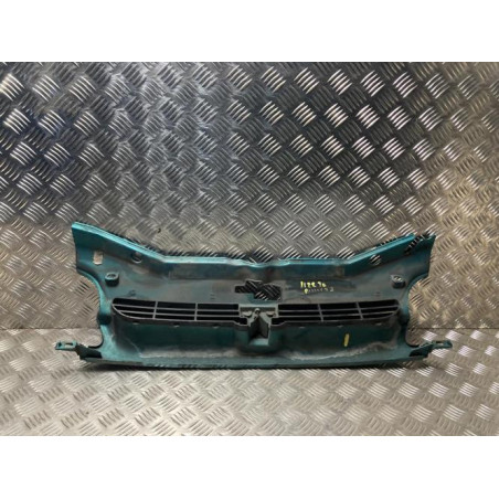 Calandre PEUGEOT PARTNER 1 PHASE 1 d’occasion