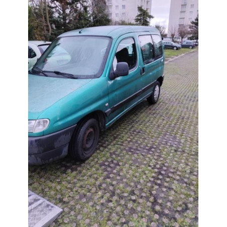 Calandre PEUGEOT PARTNER 1 PHASE 1 d’occasion
