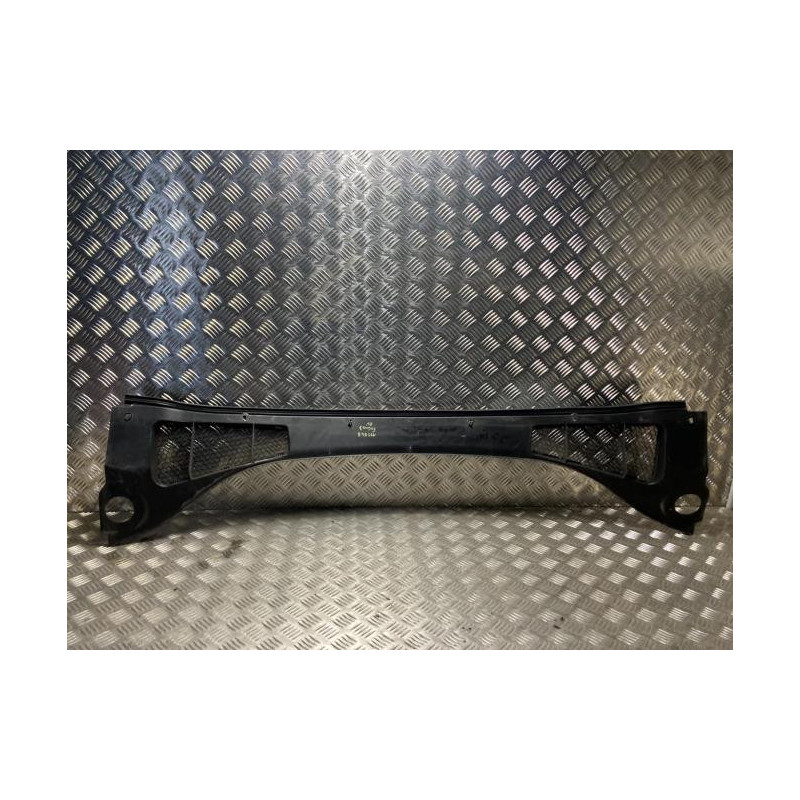 Baie de pare brise FORD FOCUS 3 PHASE 1 d’occasion
