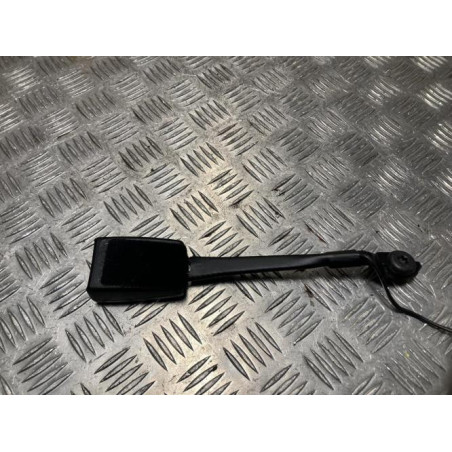 Attache ceinture avant droit FORD FOCUS 3 PHASE 1 d’occasion