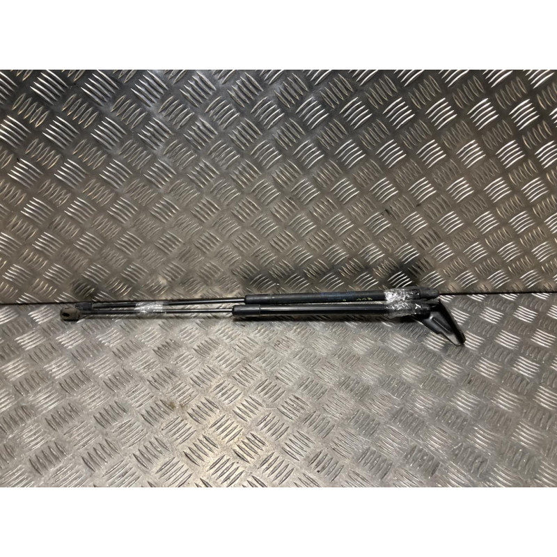 Verin de coffre FORD FOCUS 3 PHASE 1 d’occasion