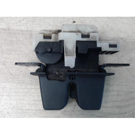 Serrure de coffre RENAULT MEGANE 2 PHASE 1 d’occasion
