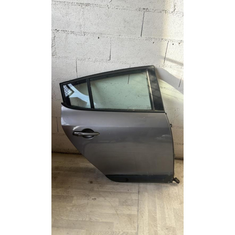 Porte arriere droit RENAULT MEGANE 3 PHASE 1 d’occasion