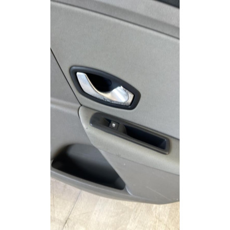 Porte arriere droit RENAULT MEGANE 3 PHASE 1 d’occasion