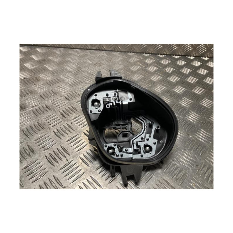 Platine feu arriere droit PEUGEOT 208 1 PHASE 1 d’occasion