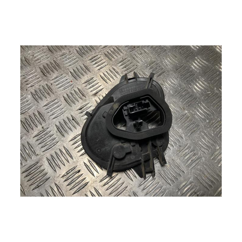 Platine feu arriere droit PEUGEOT 208 1 PHASE 1 d’occasion