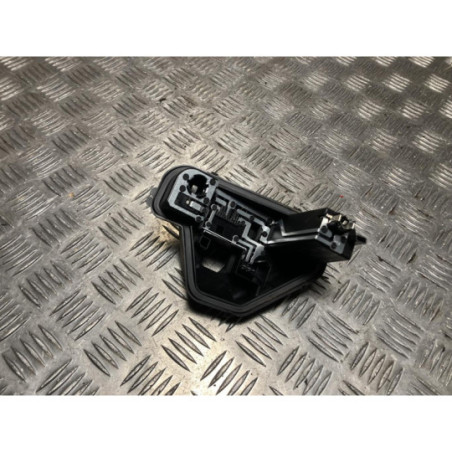 Platine feu arriere droit PEUGEOT 208 2 d’occasion
