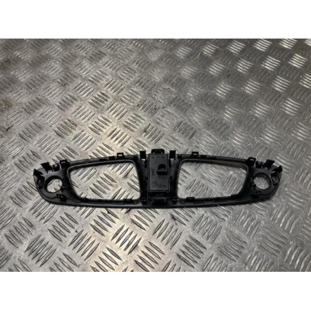 Bouton de warning RENAULT SCENIC 3 PHASE 3 d’occasion