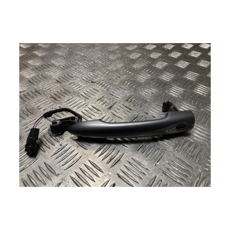 Poignee porte avant gauche RENAULT SCENIC 3 PHASE 3 d’occasion
